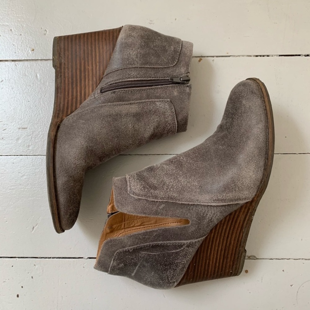 Lucky Brand Yabba Wedge Bootie
